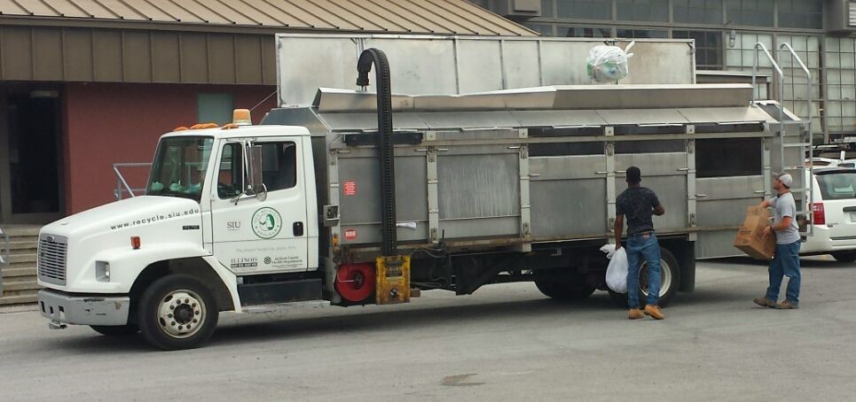 Picture of recycling truck